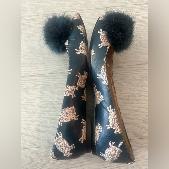 Sam Edelman Pointy Toe Flats Navy Sheep Print with Poms Size 6.5 - Picture 2 of 6